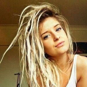 Meet your Posher, Joan